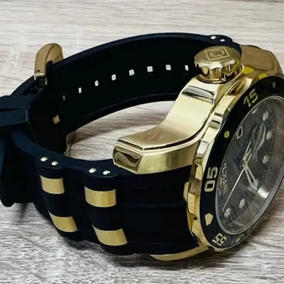 ***BRAND NEW*** Invicta Pro Diver Quartz Black Dial Men's Watch - Picture 4 of 10